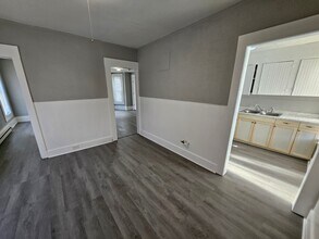 287 Lake Ave, Unit 9 in Manchester, NH - Building Photo - Building Photo