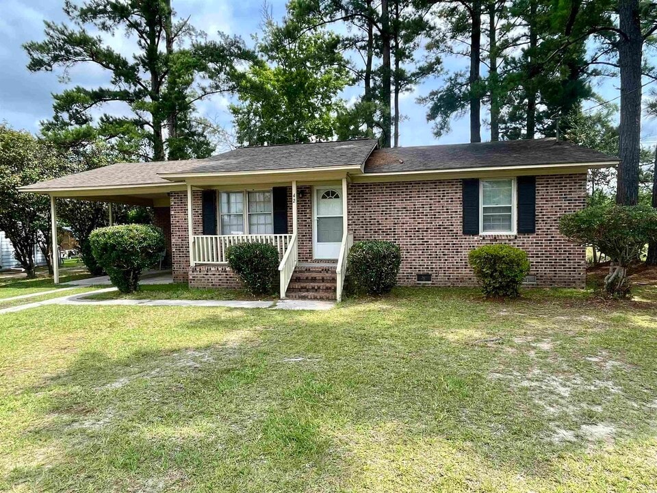 42 County Rd S-22-718 in Georgetown, SC - Building Photo