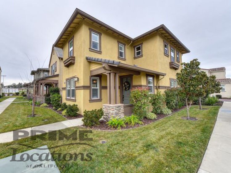 1553 Bonanza Ln in Folsom, CA - Building Photo