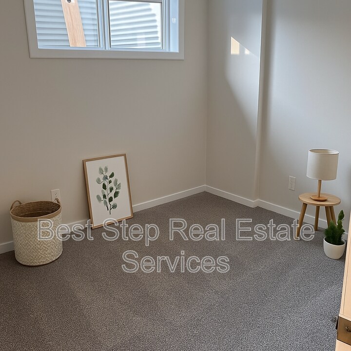 1216 Plum Bnd SW in Edmonton, AB - Building Photo