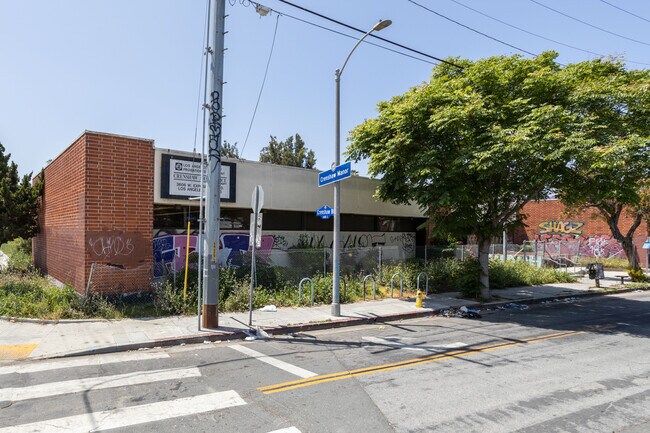 Crenshaw Crossing in Los Angeles, CA - Building Photo - Building Photo