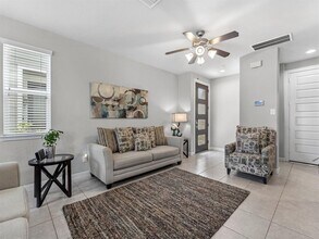 10004 Waving Grain Ln in Houston, TX - Building Photo - Building Photo