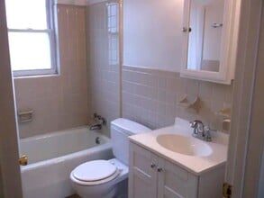 802 Jeter St in Bedford, VA - Building Photo - Building Photo