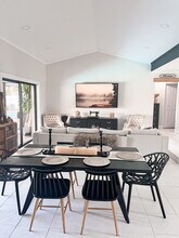 7836 Sunflower Dr in Margate, FL - Building Photo - Building Photo