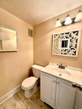 39 Waltham B in West Palm Beach, FL - Building Photo - Building Photo