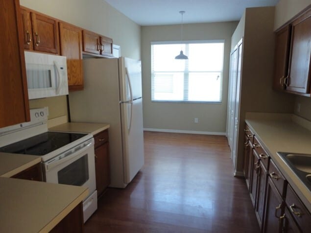 9303 Huntington Park Way in Tampa, FL - Building Photo - Building Photo