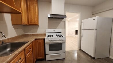 1615 Lovell Ave in Arcadia, CA - Foto de edificio - Building Photo