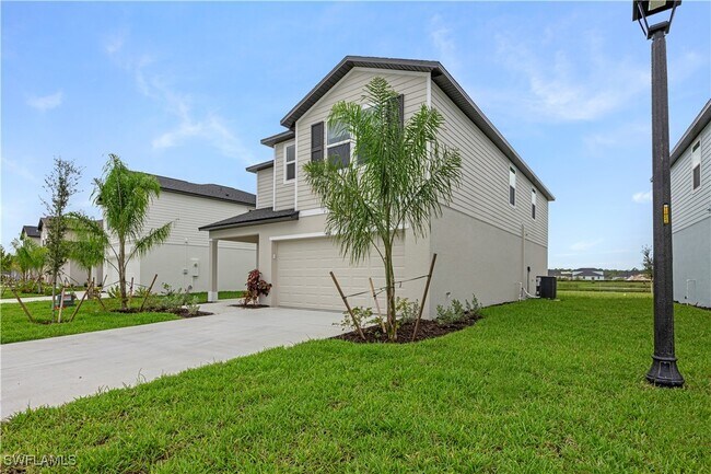 4102 Lattuca Ln in North Fort Myers, FL - Building Photo - Building Photo