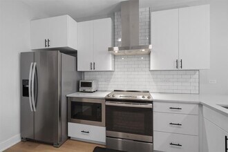 3101 Govalle Ave in Austin, TX - Building Photo - Building Photo