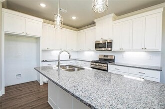 1936 Seay Cir in Pea Ridge, AR - Building Photo - Building Photo