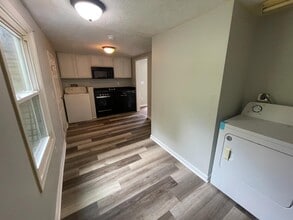 511B Winston Ridge Rd in Lynchburg, VA - Building Photo - Building Photo