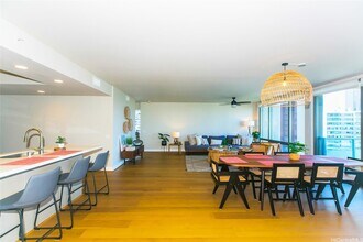 1551 Ala Wai Blvd in Honolulu, HI - Foto de edificio - Building Photo