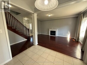 27 Orleans Ave in Barrie, ON - Building Photo - Building Photo