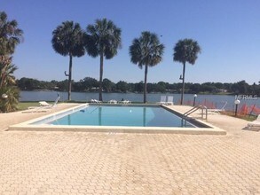 1920 E Edgewood Dr-Unit -N12 in Lakeland, FL - Building Photo - Building Photo