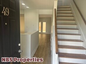 6529 Deane Hill Dr in Knoxville, TN - Building Photo - Building Photo