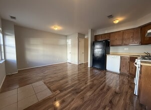 314 Jackson St in Philadelphia, PA - Building Photo - Building Photo