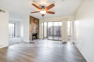 2229 Woodside Ln in Sacramento, CA - Building Photo