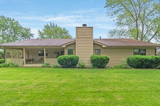 523 Carla Dr in Shorewood, IL - Building Photo - Building Photo