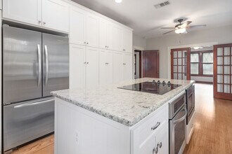 4007 Duval St in Austin, TX - Building Photo - Building Photo