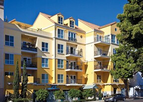 VRS Portofino LLC in Santa Monica, CA - Building Photo