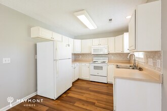 202 Pheasant Ridge Dr in Taylors, SC - Building Photo - Building Photo