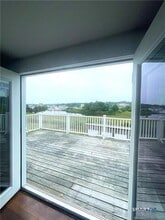 20 Jackson Ave in Stonington, CT - Building Photo - Building Photo