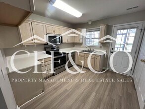 828 W Emerald Springs Dr in Boiling Springs, SC - Building Photo - Building Photo