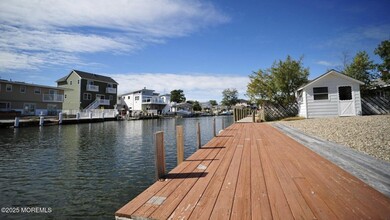 337 Cheryl Dr in Toms River, NJ - Building Photo - Building Photo