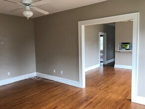 2717 Oak St, Unit 2717 in Jacksonville, FL - Foto de edificio - Building Photo