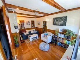 21 Ashland St, Unit 1 in Malden, MA - Building Photo