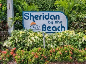1410 Sheridan St in Hollywood, FL - Building Photo