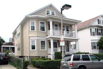 261 N St in Boston, MA - Foto de edificio - Building Photo