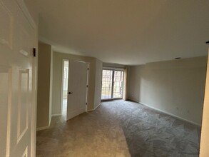 755 Brettingham Ct in West Chester, PA - Building Photo - Building Photo