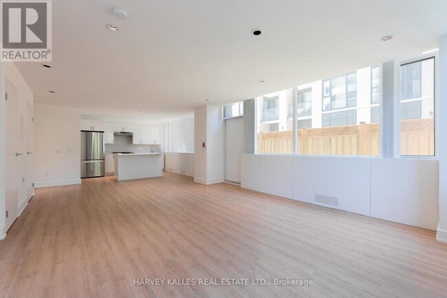 property at 289-289 The Kingsway