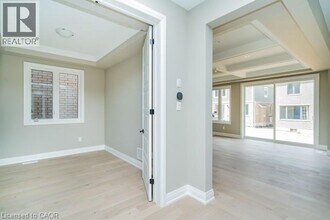 27 William Nador St in Kitchener, ON - Building Photo - Building Photo