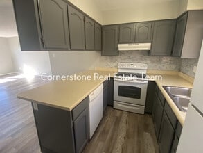 2627 E Uintah St in Colorado Springs, CO - Building Photo - Building Photo