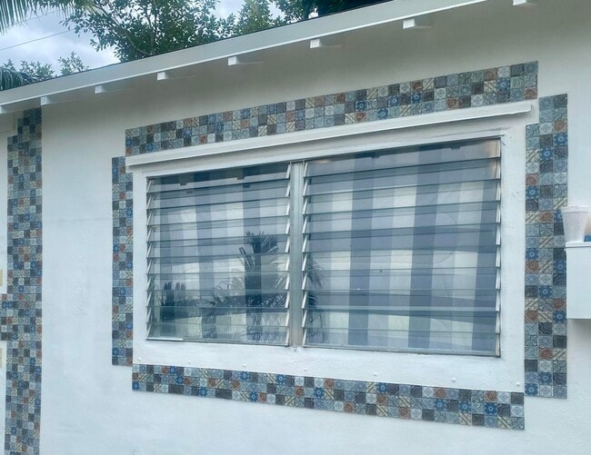 802 Lytle St in West Palm Beach, FL - Building Photo - Building Photo