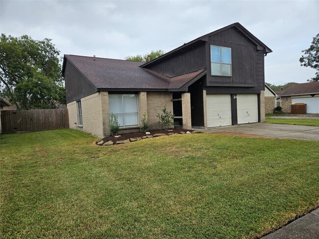 property at 3828 Pecan Cir