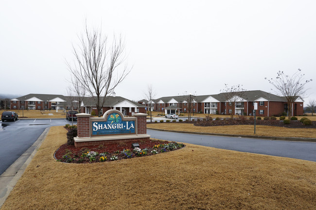 Shangri-La Park in Cartersville, GA - Foto de edificio - Building Photo