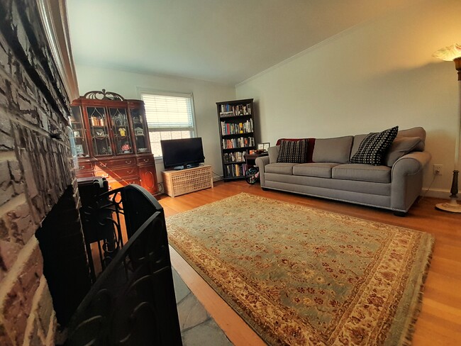 9803 Dallas Ave in Silver Spring, MD - Building Photo - Building Photo