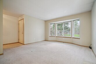 15121 182nd Ave SE in Monroe, WA - Foto de edificio - Building Photo