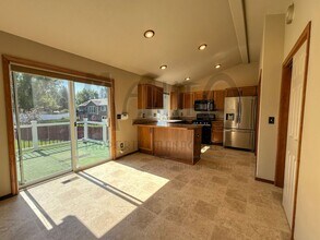 15206 N Wilson Ct in Mead, WA - Building Photo - Building Photo