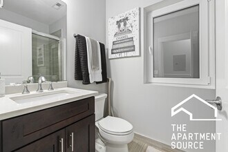 742 N Avers Ave, Unit 3 in Chicago, IL - Foto de edificio - Building Photo