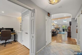 87 Sullivan Dr in West Orange, NJ - Building Photo - Building Photo