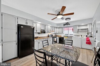 8402 Holman Ave in Pennsauken, NJ - Building Photo - Building Photo