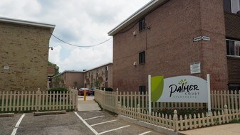 Palmer Court in Baltimore, MD - Building Photo