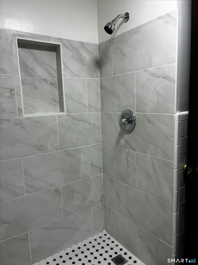 177 Russell St in Middletown, CT - Building Photo - Building Photo