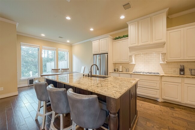 property at 42 Daffodil Meadow Pl