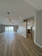 12872 Meadowbend Dr in Wellington, FL - Building Photo - Building Photo