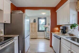 832 E 72nd St in Kansas City, MO - Building Photo - Building Photo